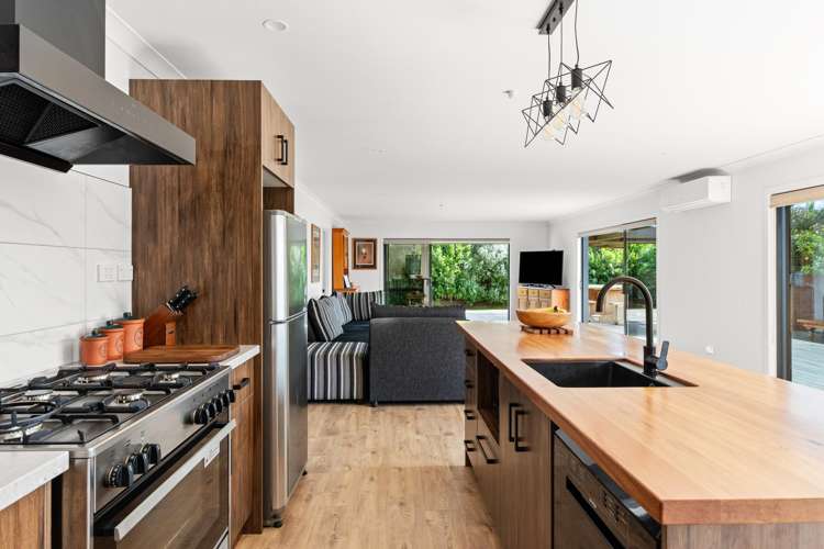 115c Main Road Makaraka_7