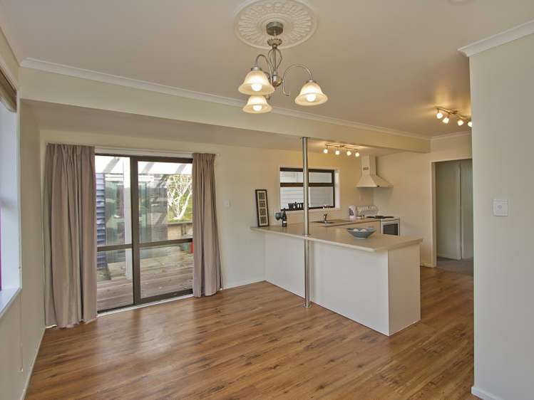 37 Fraser Street Wainuiomata_6