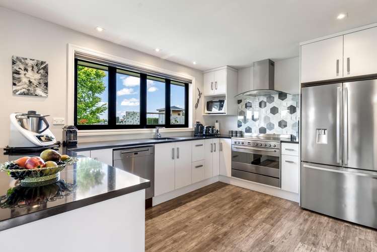 65 Racecourse Road Winton_8