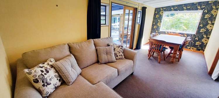 33 Clifden Highway Tuatapere_9