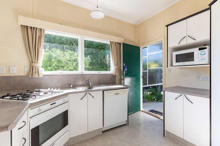 55 Neale Avenue Stoke_6