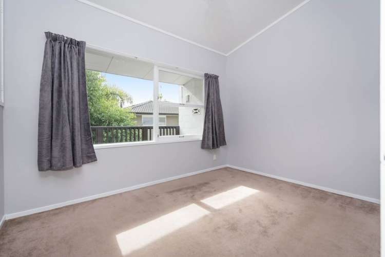 2/43 Arran Road Browns Bay_7