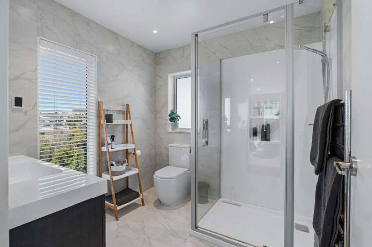 157C Bonair Crescent Millwater_16