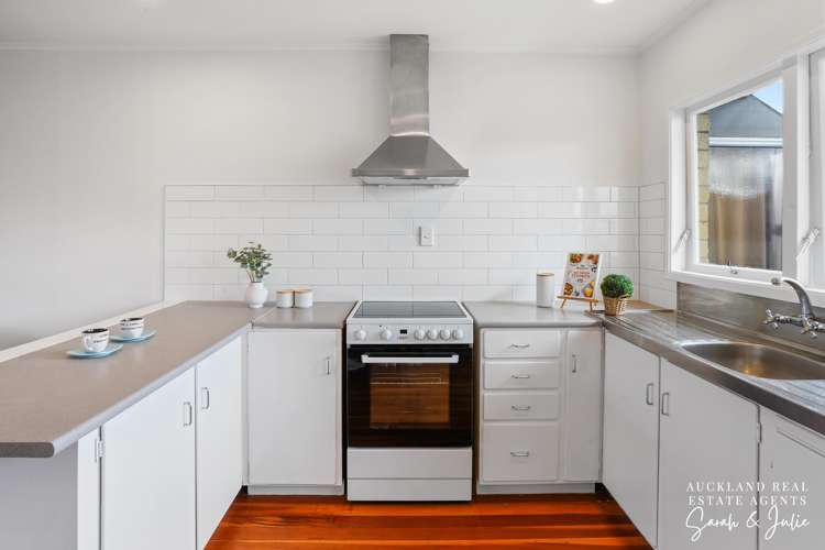 3/115a Landscape Road Mount Eden_6