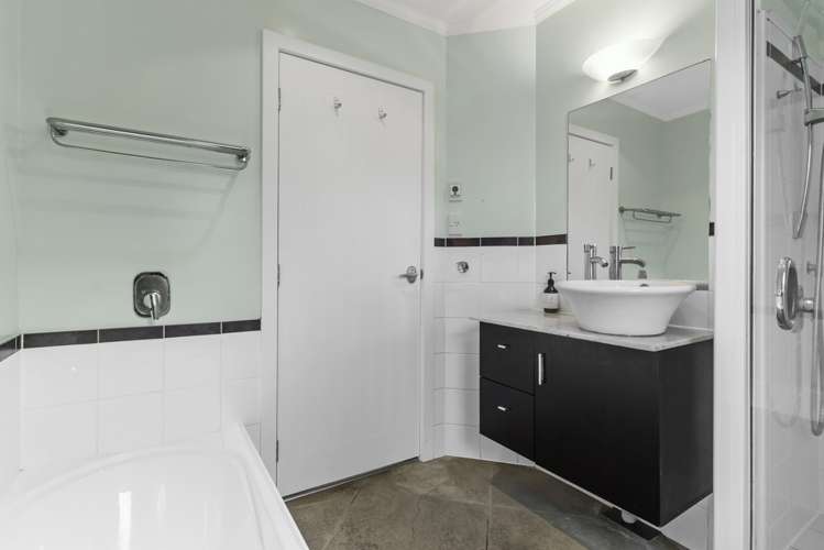 18a Clarke Road Onehunga_11