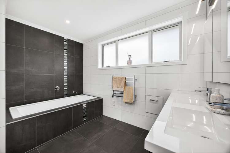 27 Pioneer Rise Millwater_16