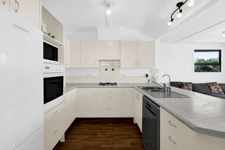 87 Wrantage Street Westown_6