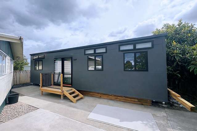 Brand-New 2-Bedroom Granny Flat in Chartwell