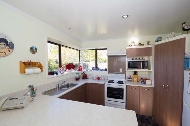 2/47 Oak Grove Ashburton_6