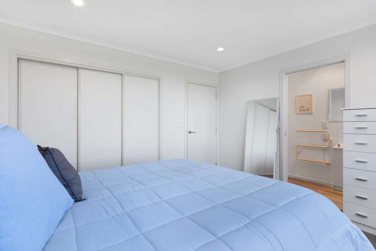 4 Hampshire Place Stoke_15