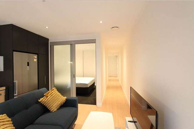 102B/147 Nelson Street City Centre_4