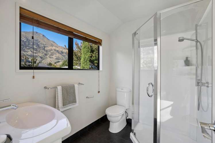 20 Sylvan Street Lake Hayes Estate_15