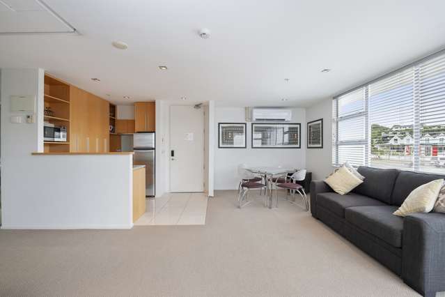 12/2 Lowell Place Waipahihi_1