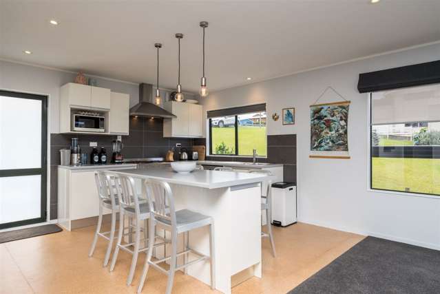 6 Cullen Street Mangawhai Heads_1