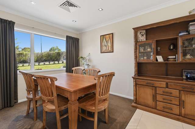 100 Falcon Drive Welcome Bay_4