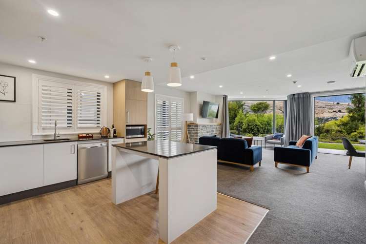 102/327 Frankton Road Town Centre_11