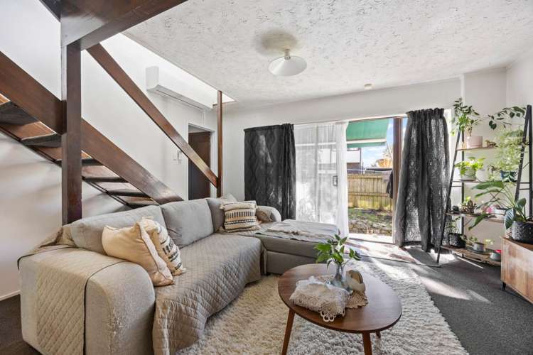 8/5 Koromiko Street New Lynn_2