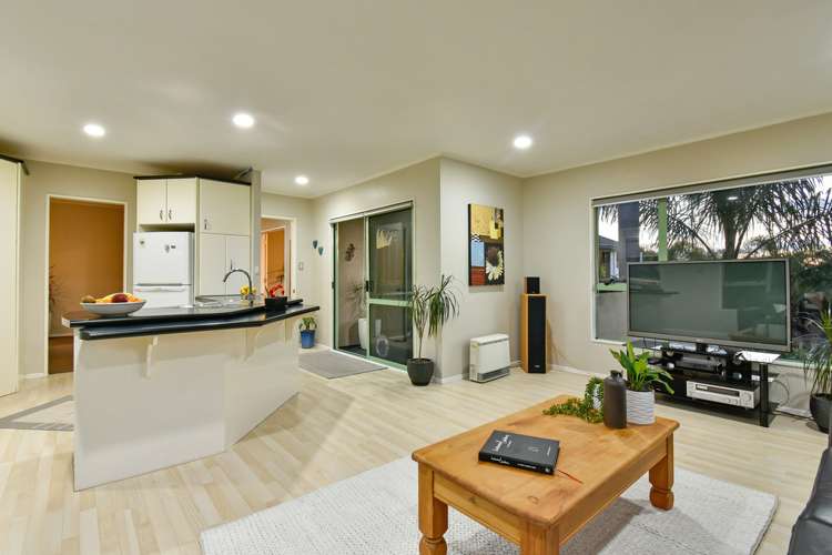 23 Silkwood Grove Totara Heights_24