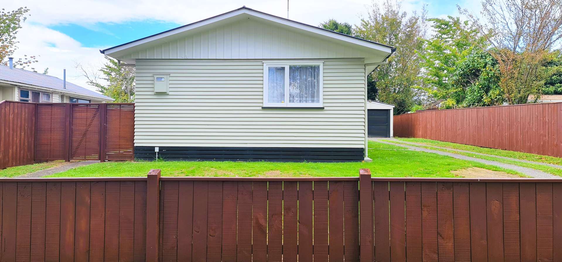 98 Te Rangitautahanga Road Turangi_0