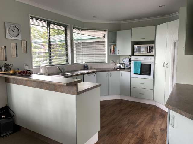 A/11 Carr Street 10706_2