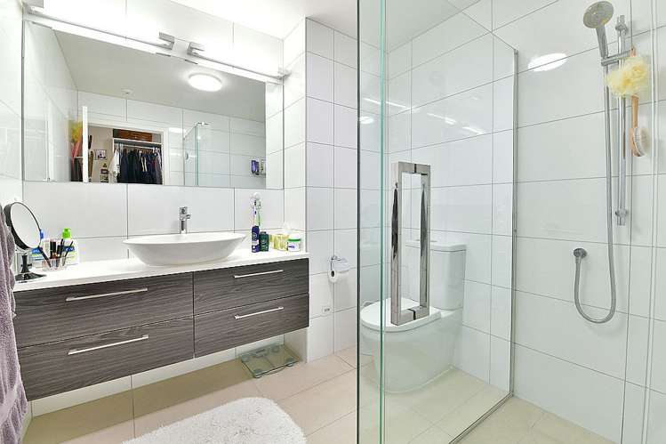 2 Sunshine Terrace Orewa_14