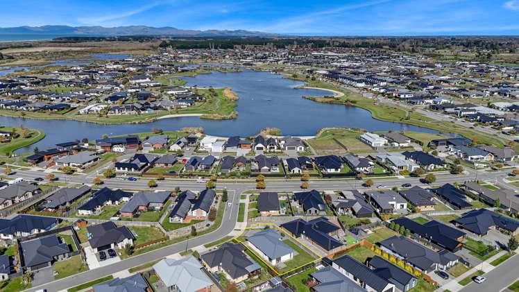 5 Helicon Street Pegasus_20