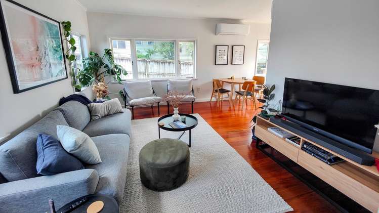 1/63 Pupuke Road Birkenhead_2