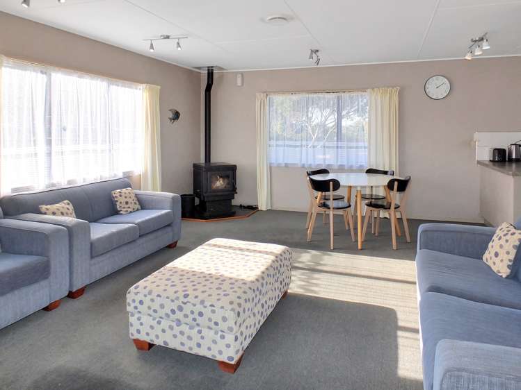 16 Cousins Avenue East Foxton Beach_8