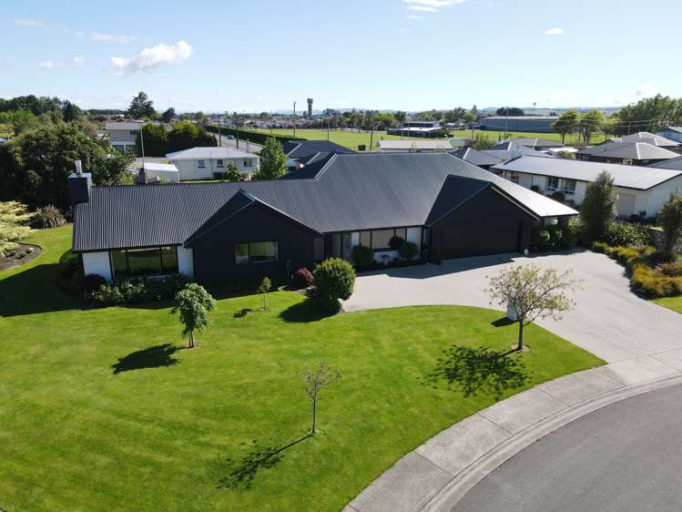 28 Talboys Drive Winton_33