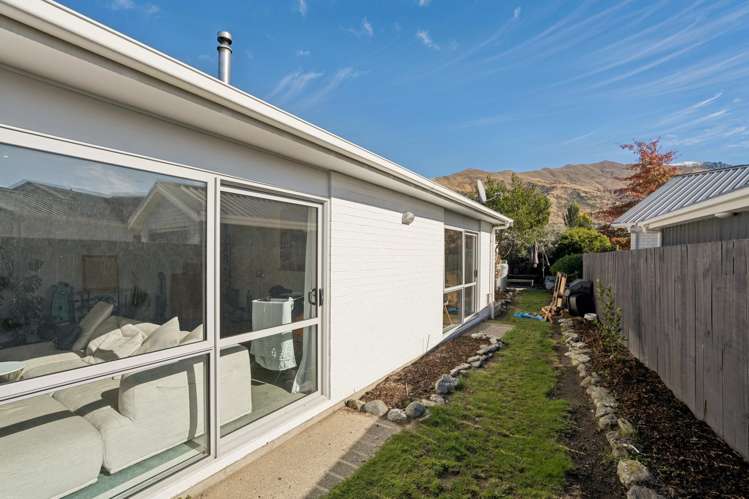 13 Niger Street Wanaka_24