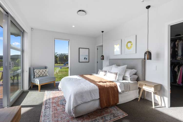 8 Bernora Crescent Bombay_12