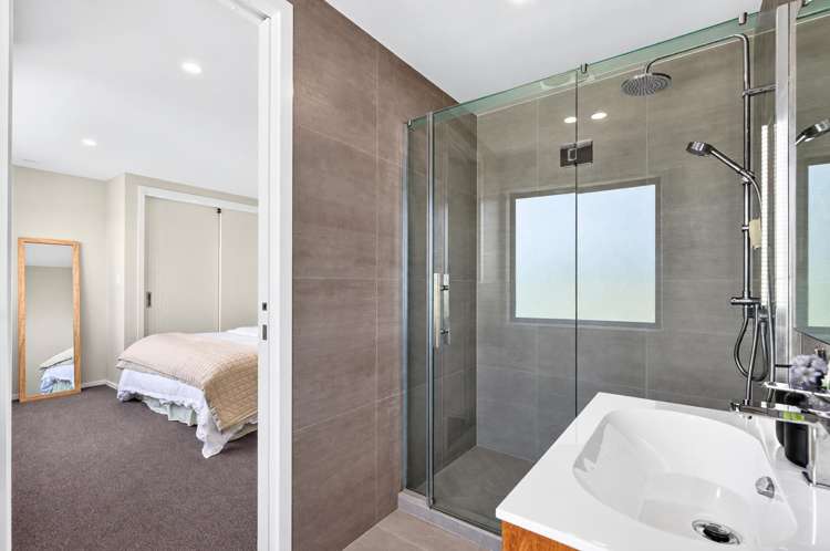 2/15 Tasman Avenue Mount Albert_8