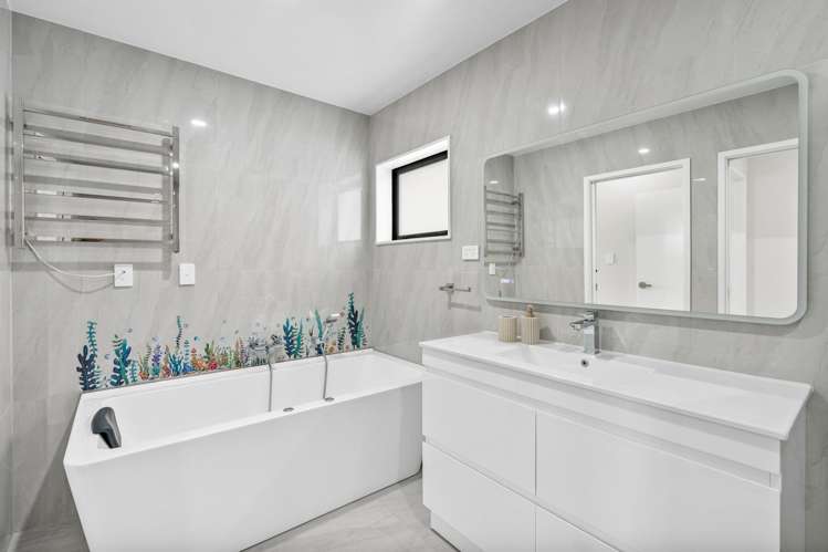 4 Tawapou Close Massey_35