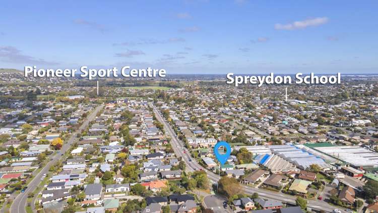 73 Frankleigh Street Somerfield_16