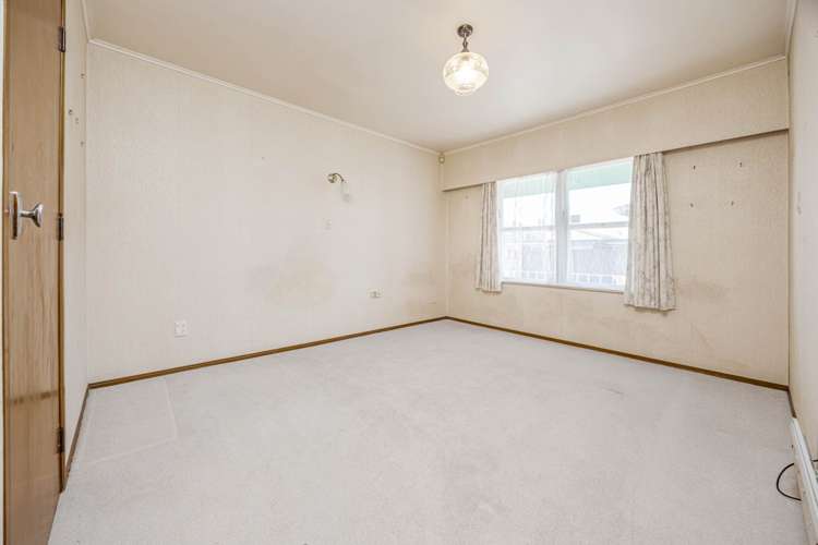 1/4 Russell Road Manurewa_9