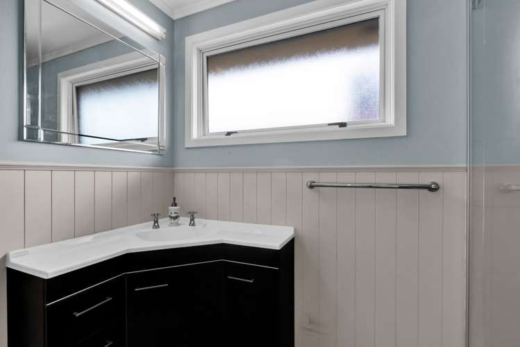 239 Mangorei Road Merrilands_21