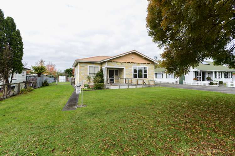 1008 Frances Street Akina_5