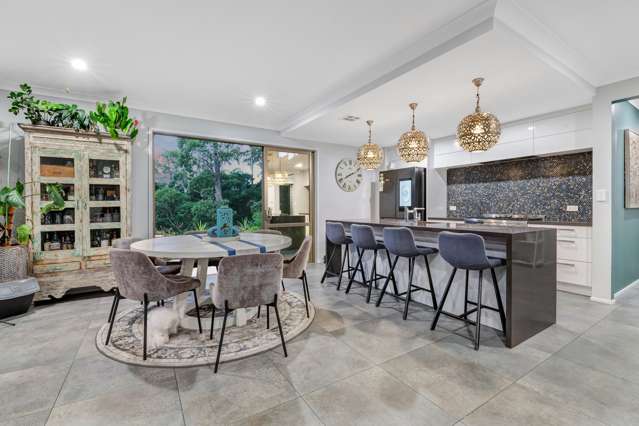 8 Roberts Road Matakatia_3