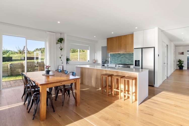 6 Kohatu Roa Way Mahurangi East_30