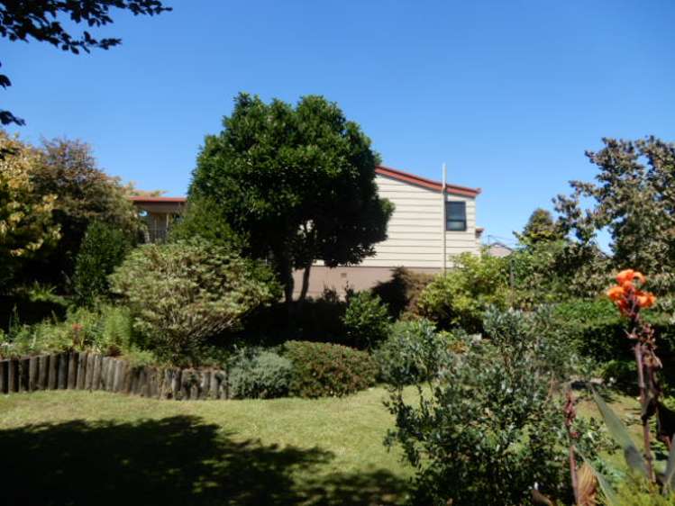 7 Montgomery Crescent Putaruru_15