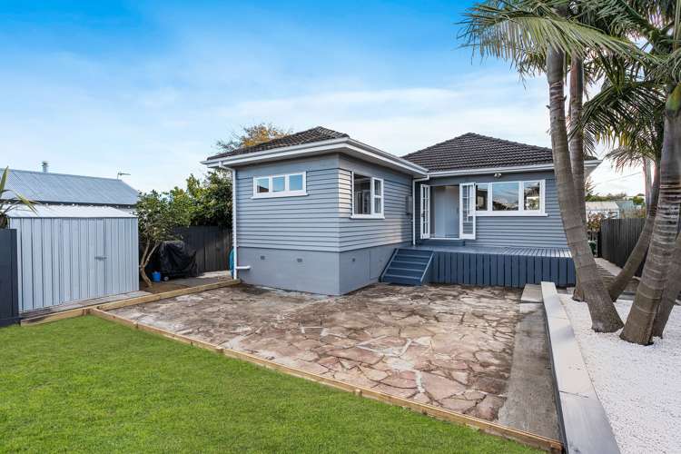 1/84 Barrack Road Mount Wellington_17