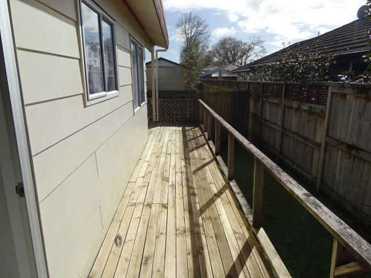 76b Albert Street Hamilton East_11