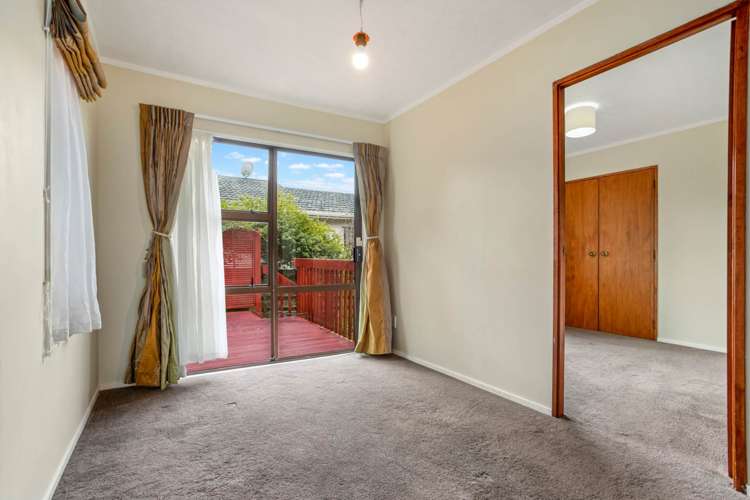 41 Gosford Drive Botany Downs_11