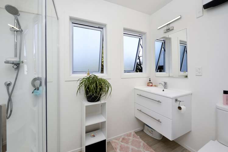 8 Durham Street Stoke_14