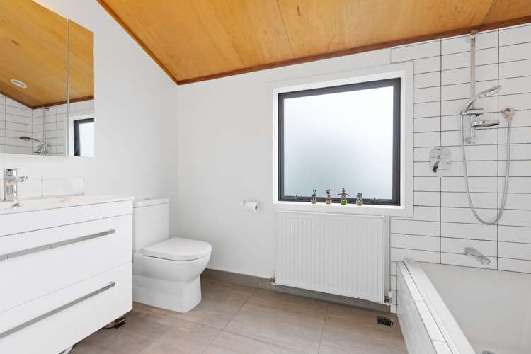 32c Old South Road Okato_14