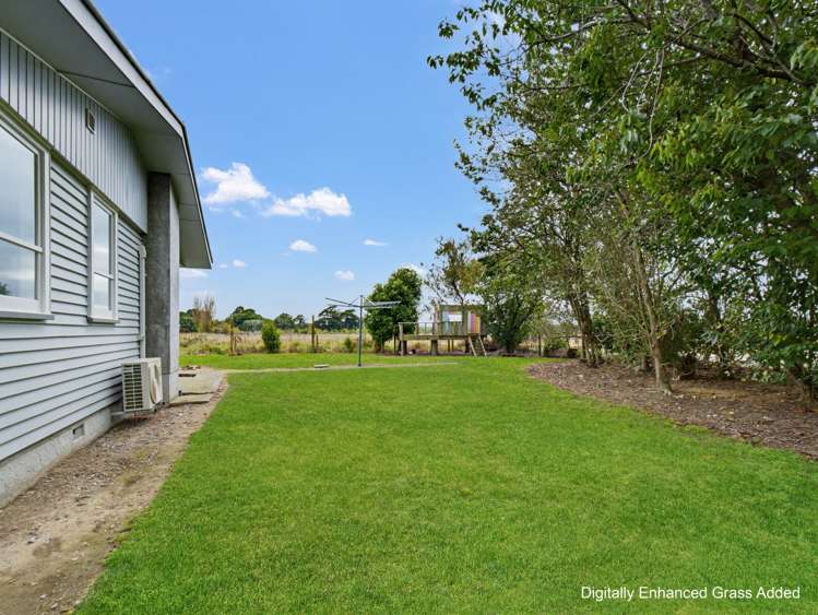 54 Kuku Beach Road Levin_11