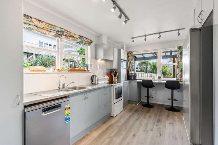 56 Totara Road Te Atatu Peninsula_13