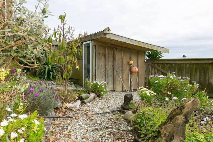 6 Battiscombe Terrace Waitara_9