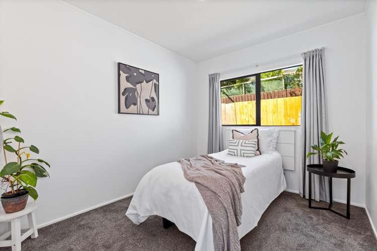 3/6 Makora Road Massey_8