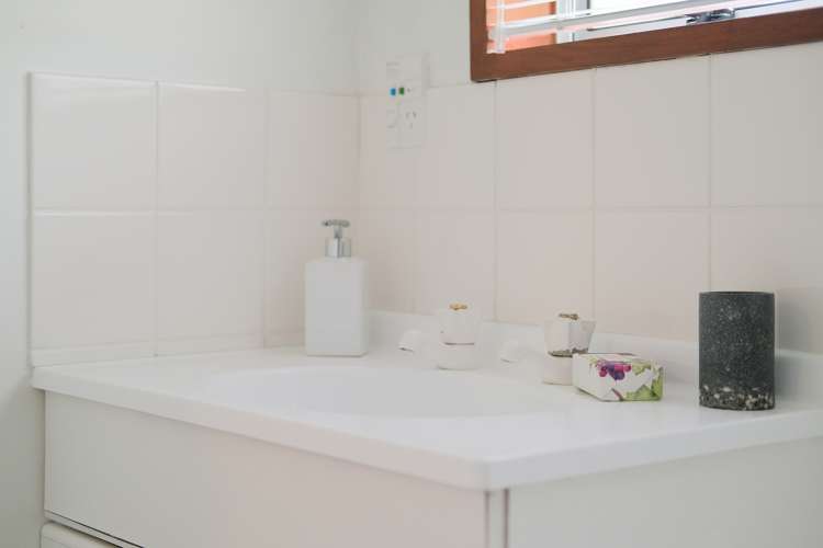 61 Hocken Street Kenmure_19